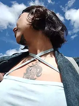 Zoe addiction online show from 22, 11, 2025