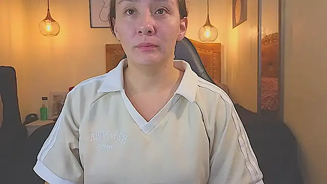 Lily Sanderss online show from 17, 12, 2025