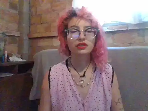 Madolina online show from 19, 11, 2025