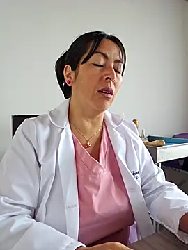 JustSamantha  online show from 4, 12, 2025