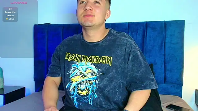 Snapshot of Ethan-Connor chatting on 16, 12, 2025 Ethan-Connor online show from 16, 12, 2025