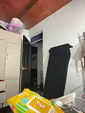 Annaa Hott online show from 4, 12, 2025