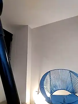 Snapshot of Little__Danni1 chatting on 23, 11, 2025 Little Danni1 online show from 23, 11, 2025