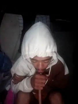 Eezxxx online show from 25, 2, 2026