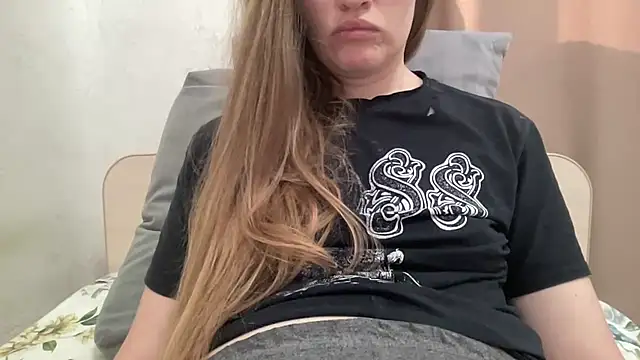 alisa kitcat online show from 6, 3, 2026