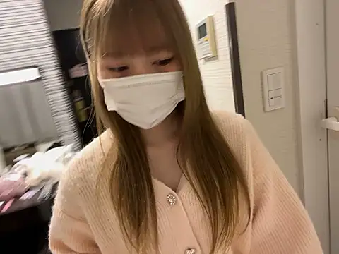 Snapshot of binyu_rua chatting on 3, 12, 2025 binyu rua online show from 3, 12, 2025