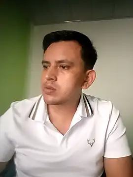 Snapshot of art-e9-2 chatting on 20, 11, 2025 art-e9-2 online show from 20, 11, 2025