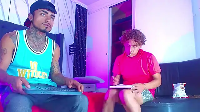 Hot Latino x online show from 22, 12, 2025