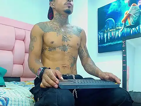 Hot Latino x online show from 26, 2, 2026