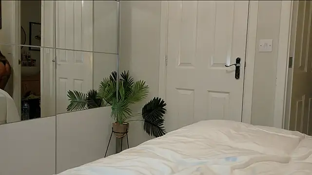 Ruby brooksxo online show from 18, 7, 2026