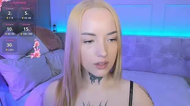 MarquiseMuse online show from 15, 2, 2026