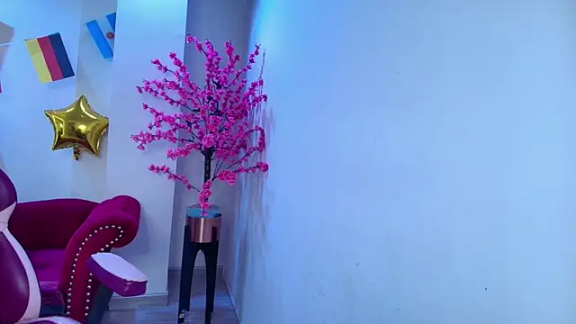Emily andrews online show from 18, 6, 2026