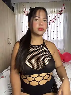 Snapshot of katthyasmitth chatting on 17, 2, 2026 katthyasmitth online show from 17, 2, 2026