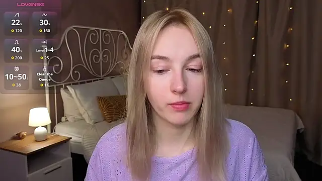 Shy Polly online show from 22, 4, 2026