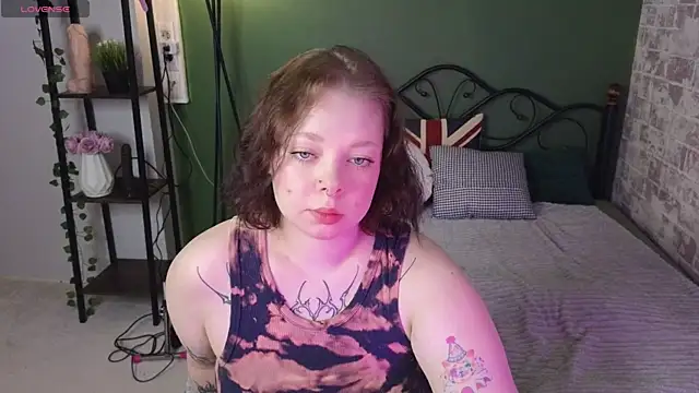 Snapshot of Vlada_vv chatting on 15, 7, 2026 Vlada vv online show from 15, 7, 2026