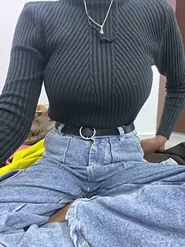 Snapshot of Miss_tanya0 chatting on 17, 12, 2025 Miss tanya0 online show from 17, 12, 2025