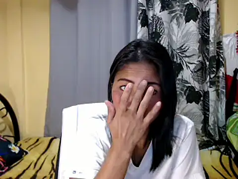 lovelyxmorena online show from 15, 1, 2026