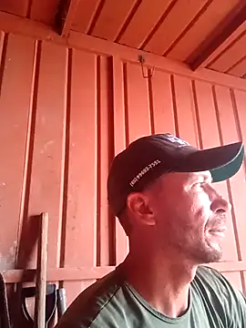 RobertoLuiz84 online show from 9, 2, 2026