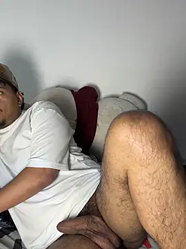 Snapshot of Henry_villa23 chatting on 22, 11, 2025 Henry villa23 online show from 22, 11, 2025