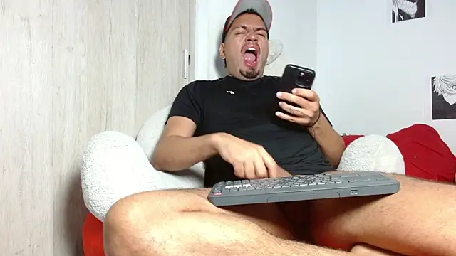 Snapshot of Henry_villa23 chatting on 19, 2, 2026 Henry villa23 online show from 19, 2, 2026