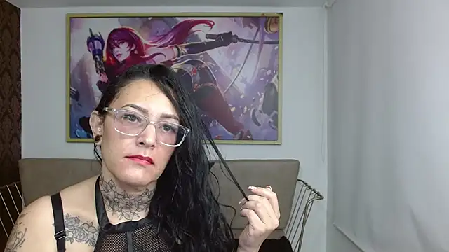 Snapshot of Roxanne_vale chatting on 24, 11, 2025 Roxanne vale online show from 24, 11, 2025