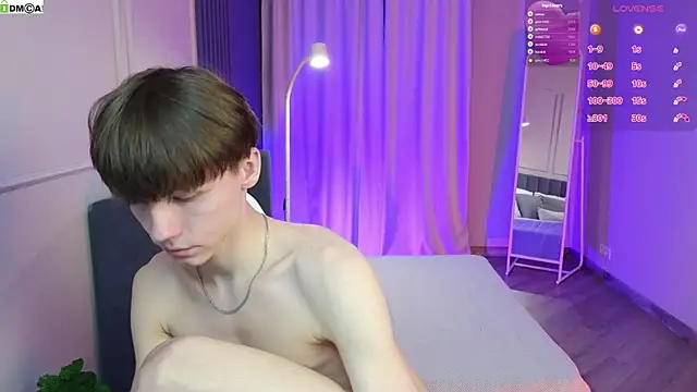 cuMte boy online show from 28, 2, 2026