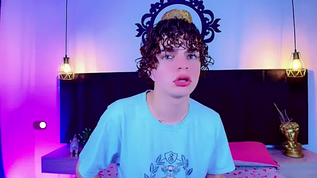 Skyee angel online show from 11, 1, 2026