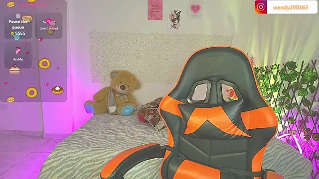 Snapshot of babyhotstar1 chatting on 28, 11, 2025 babyhotstar1 online show from 28, 11, 2025