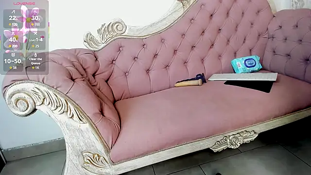 Mysterius Woman online show from 15, 12, 2025