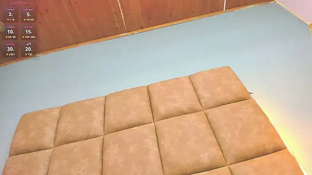 Natalia Saenz  online show from 7, 1, 2026