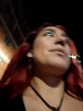 Snapshot of Eveeelyn25 chatting on 22, 11, 2025 Eveeelyn25 online show from 22, 11, 2025