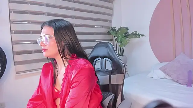 samantha loughty online show from 2, 12, 2025