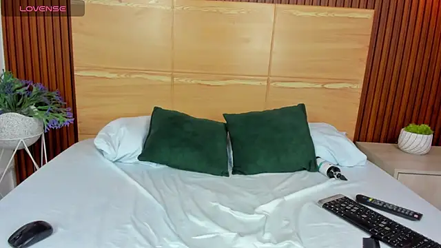 samantha loughty online show from 14, 12, 2025