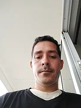 Logan hetero1 online show from 3, 12, 2025