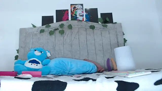 Tinyy Star online show from 24, 3, 2026