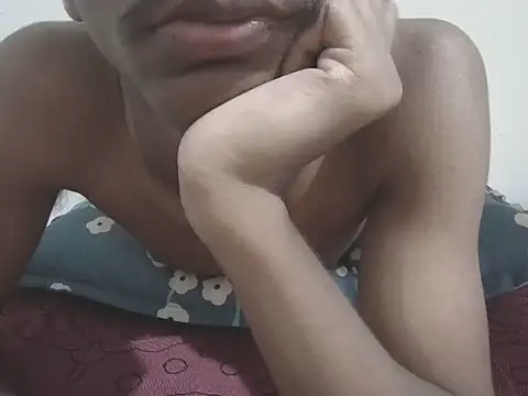 FreakyCharmXOXO online show from 27, 11, 2025