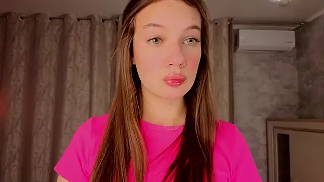 NeliaVandresar online show from 1, 12, 2025