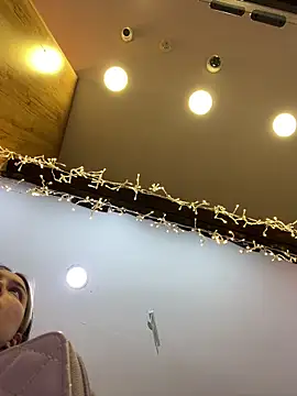 Snapshot of KateBurlesk chatting on 20, 12, 2025 KateBurlesk online show from 20, 12, 2025