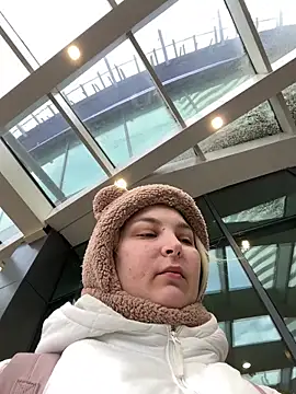 Snapshot of KateBurlesk chatting on 8, 1, 2026 KateBurlesk online show from 8, 1, 2026