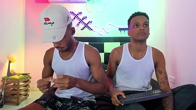 Black Guys Pervert  online show from 26, 11, 2025