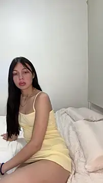 heyitsmia online show from 26, 11, 2025