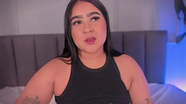 Snapshot of alejandrarojas_ chatting on 16, 7, 2026 alejandrarojas online show from 16, 7, 2026