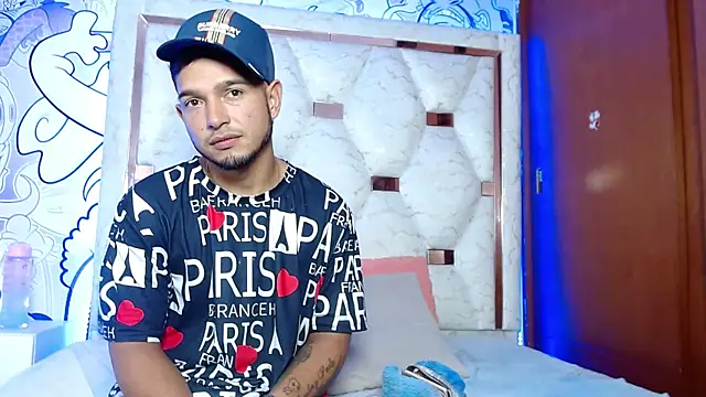 Snapshot of Couple_wildd_ chatting on 1, 12, 2025 Couple wildd online show from 1, 12, 2025