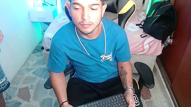 Couple wildd  online show from 16, 1, 2026