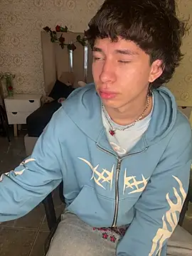 kaelwolf tay online show from 5, 4, 2026