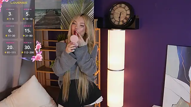 Snapshot of DeliciaKingdom chatting on 16, 12, 2025 DeliciaKingdom online show from 16, 12, 2025