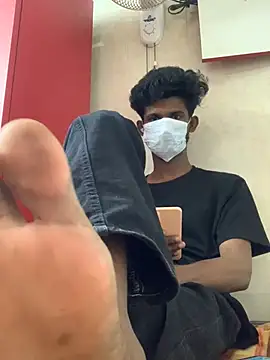 akgymnastic77Z online show from 12, 4, 2026