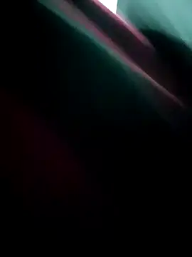 Snapshot of ParejaOcultaXX chatting on 25, 11, 2025 ParejaOcultaXX online show from 25, 11, 2025