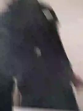 Snapshot of ParejaOcultaXX chatting on 19, 12, 2025 ParejaOcultaXX online show from 19, 12, 2025