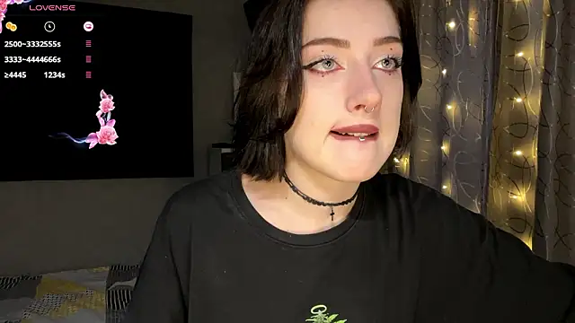 Meowluly online show from 11, 2, 2026